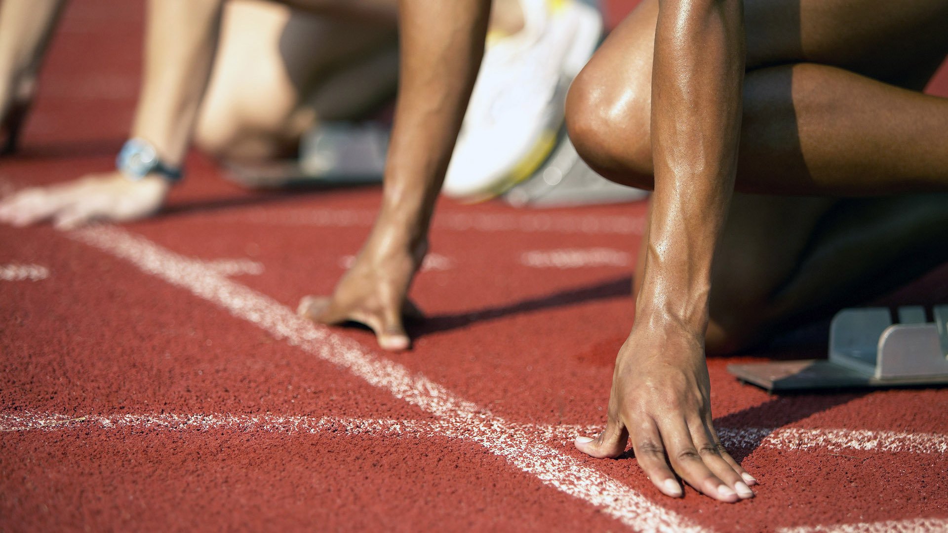 爱游戏全站-中国足球职业联赛裁判员技术培训成效显著，2021足球裁判员培训报名